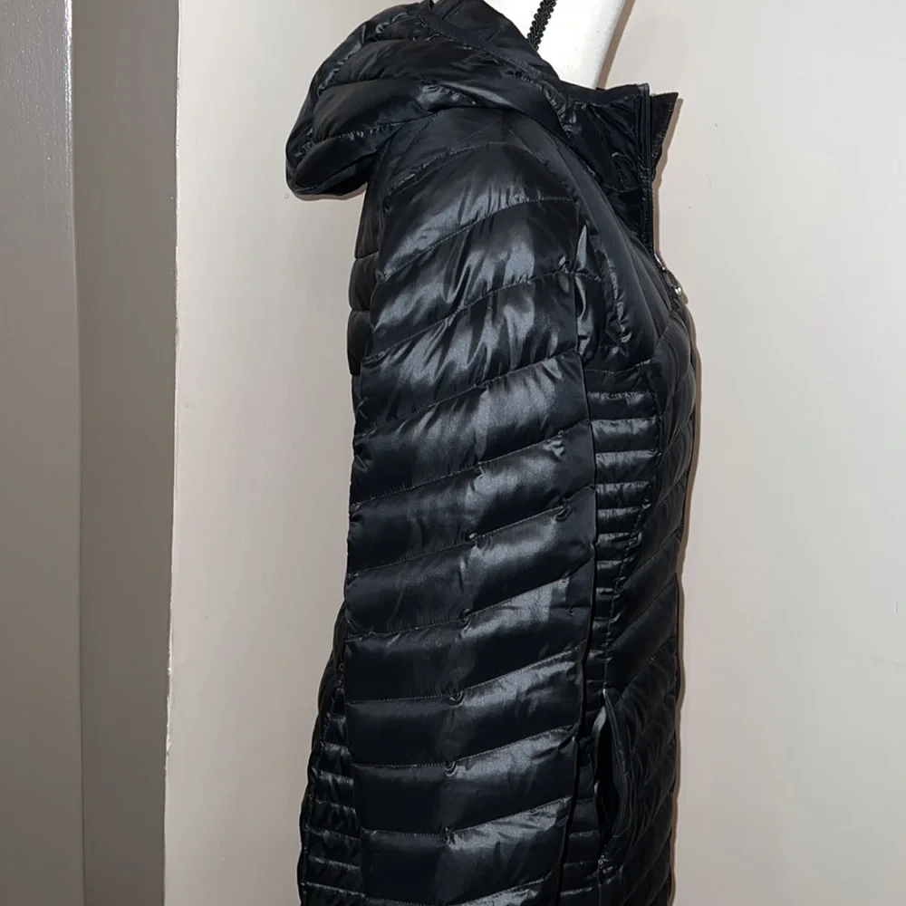 Eddie Bauer Insulated Down Black jacket. - Picture 6 of 11